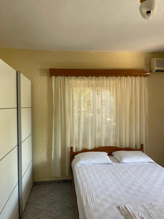 Elias Guest House Саранда Экстерьер фото